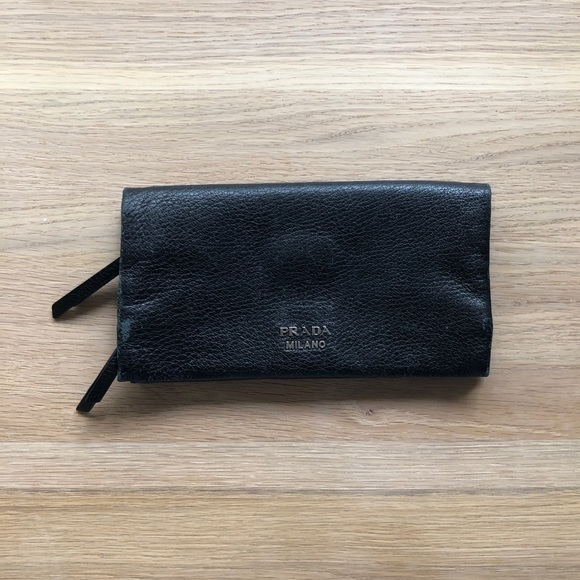 Prada black leather wallet authentic - Picture 1 of 9